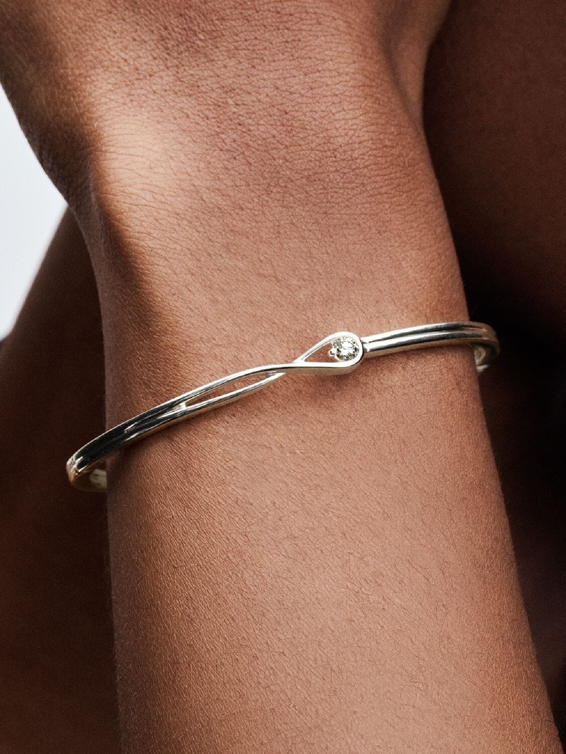 Pandora Infinite Sterling Silver Lab-grown Diamond Bangle
