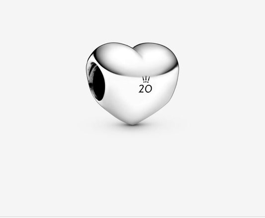 Limited Edition
Pandora 20th Anniversary Heart Charm